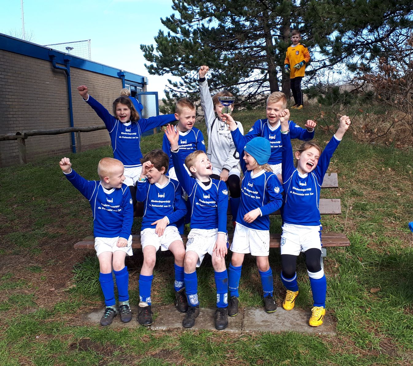 1e plaats Zuiderduintoernooi Petten JO8